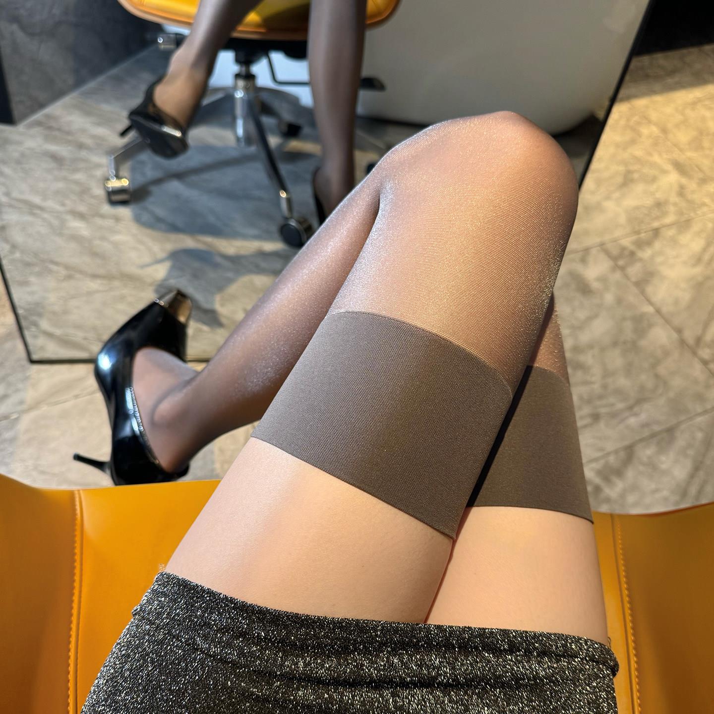 灰丝超薄过膝袜高透长筒袜女半截过膝jk白丝大腿纯欲珠光撞色丝袜