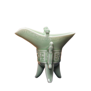 仿古代三足爵杯一口帝王杯白酒杯宫廷酒尊酒杯仿古乾隆杯古董摆件