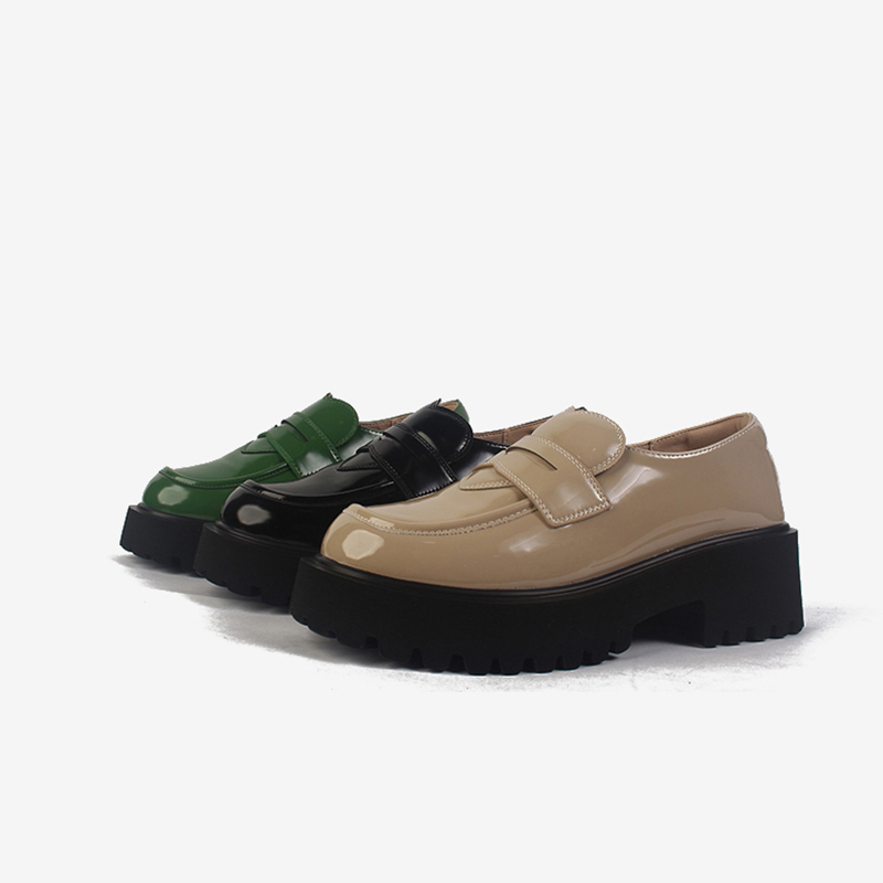 佰诗奴英伦风厚底小皮鞋女2022年新款春季漆皮百搭单鞋453220926