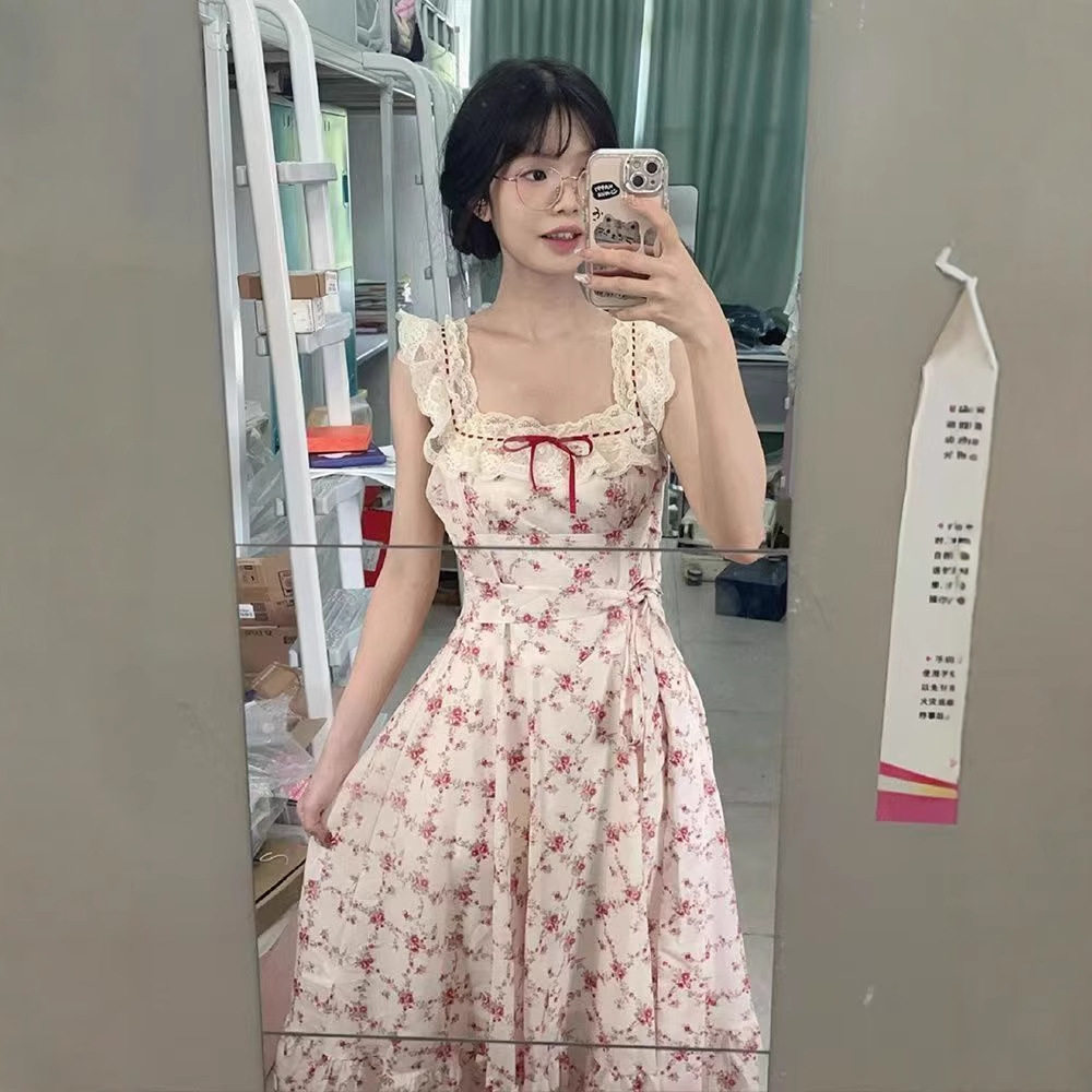 法式甜美方口领蕾丝拼接