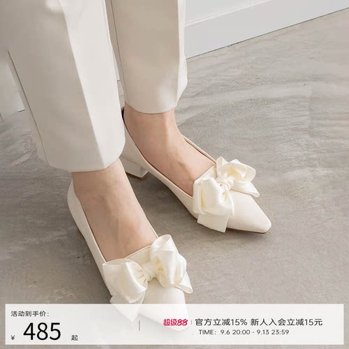 RANDA 24春季新款优雅缎面蝴蝶配饰粗跟尖头平底鞋  PH33118