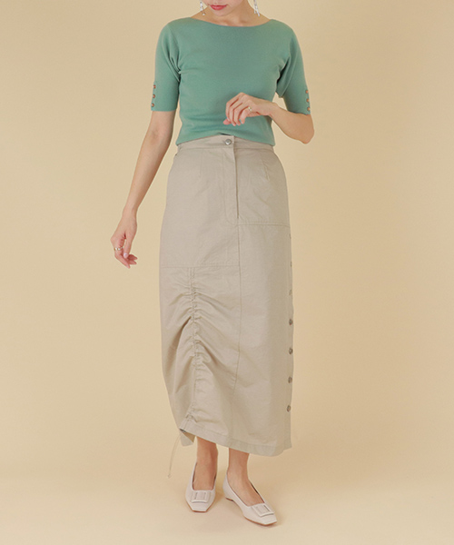 RANDA早春新款圆领金属扣装饰