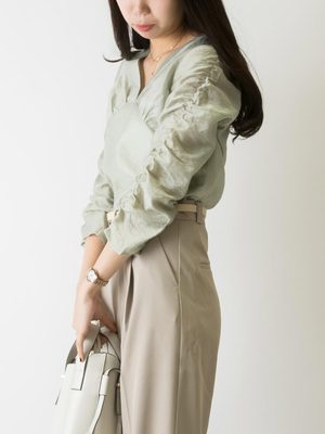 女士日系气质上衣短款宽松RANDA