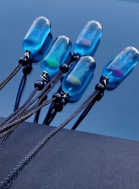 海洋水母树脂夜光吊坠发光项链个性胶囊K纯手工情侣男女生日礼物