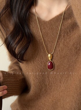 红色水滴蛇骨可抽拉毛衣链轻奢