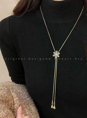 超闪锆石冬日雪花项链女款气质高级感轻奢抽拉毛衣链小众长款配饰