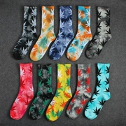 Vớ lá phong Đàn ông và phụ nữ Stockings Xu hướng ống Tie Dye Ma Ye Street Hip Hop skateboard Châu Âu và Mỹ Cotton Ins - Vớ hàng tuần