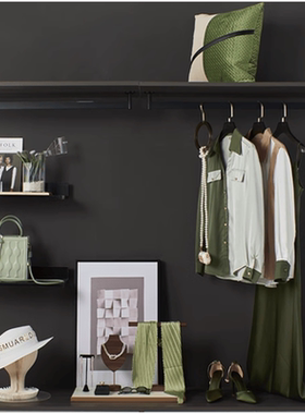 样板间衣帽间衣柜创意绿色衣服组合高端创意套装装饰组合装饰摆件