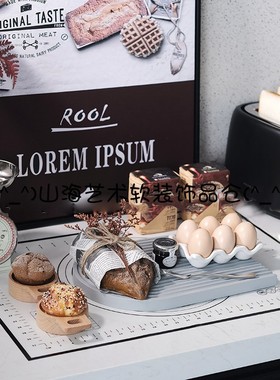 轻奢烘焙棕色仿真鸡蛋台称桌垫砧板面包机样板间厨房软装饰品摆件