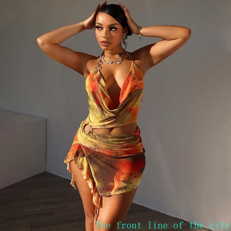 Sexy lace ribbon solid color dress2024时尚印花露背系带连衣裙