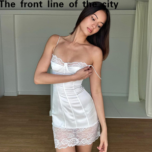 sexy fit hip hugging 蕾丝花边拼接辣妹紧身 Lace dress新款 slim