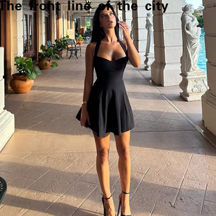 sexy hip hugging Lace 时尚 fit dress夏季 气质挂脖露背收腰 slim