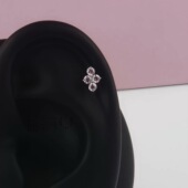 F136钛合金新款 镶钻四叶草耳钉M0.9内螺旋1.0mm甜美耳骨耳垂钉