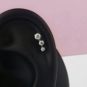 F136钛合金迷你三连小钻耳钉M0.9内螺旋甜美耳骨耳垂钉日韩风