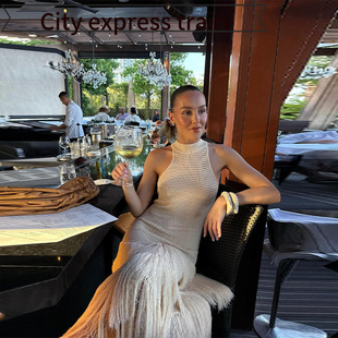 Women's Strapless Bodycon Sexy Bow Dress 米色无袖针织流苏长