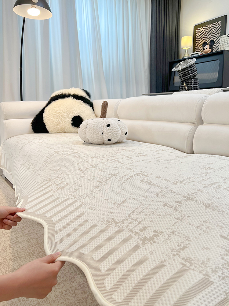 夏季凉席沙发垫2025新款高级感夏天冰丝凉感固定防滑直排盖布巾