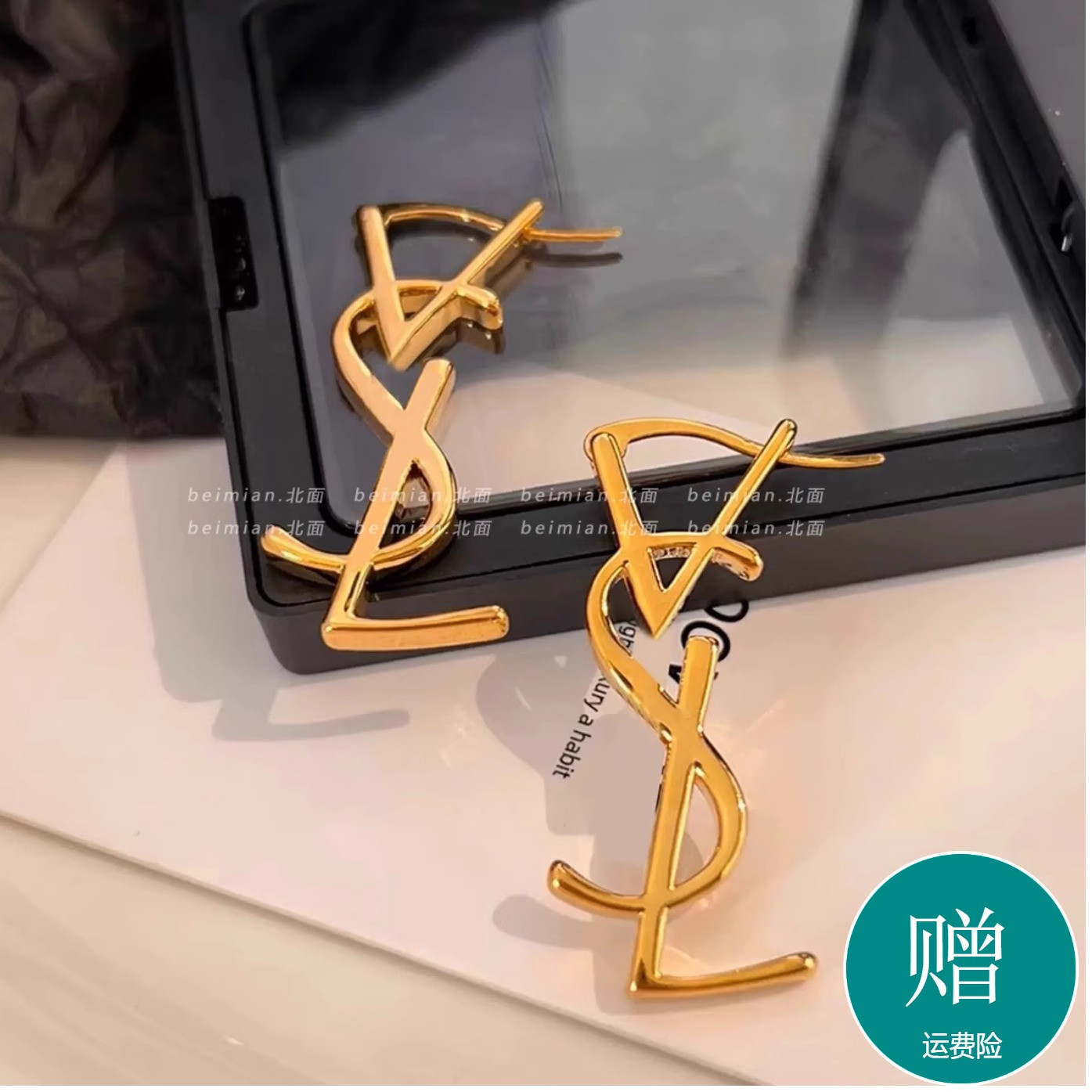 杨树林立体字母金色耳环高级感