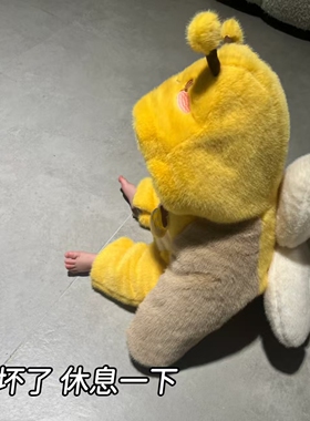 婴儿小蜜蜂连体衣新生宝宝冬装超萌可爱爬服冬季外出加厚保暖棉服