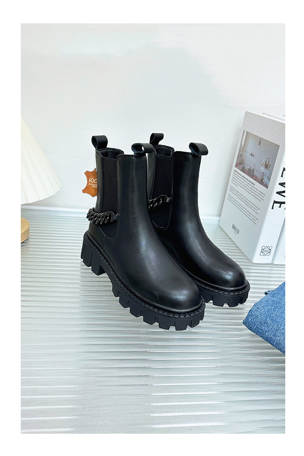 RUSSIAN ORIGINAL SINGLE TOP LAYER COWHIDE ROUND TOE CHAIN CHELSEA BOOTS BLACK LEATHER CIGARETTE BOOTS PLUS SIZE BOOTIES WOMEN