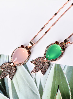 玉石匠玉髓吊坠粉玉髓金鱼吊坠 阳绿色年年有余项链925银镶嵌饰品