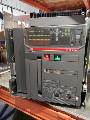ABB断路器SACE E1N08 E2N20 E3S16 E4S40 E1B1250 E3S1000 E3S12