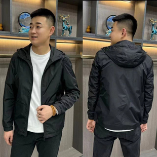 新款男士轻薄外套春夏季连帽休闲商务百搭防晒透气夹克抖音网红款