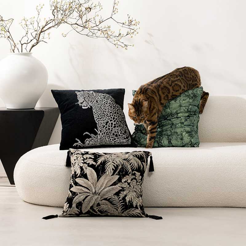 Embroidered Leopard Decorative Throw Pillow Cover Sofa图片