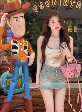 夏季小个子穿搭白色背心吊带上衣牛仔包臀短裙纯欲风辣妹两件套装