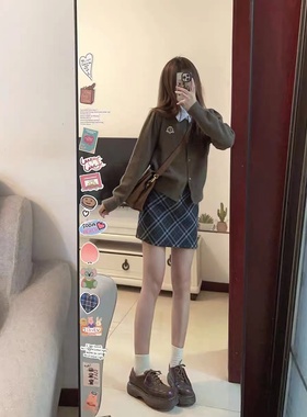 秋季穿搭一整套小个子假两件针织上衣格子半身裙学院风减龄两件套