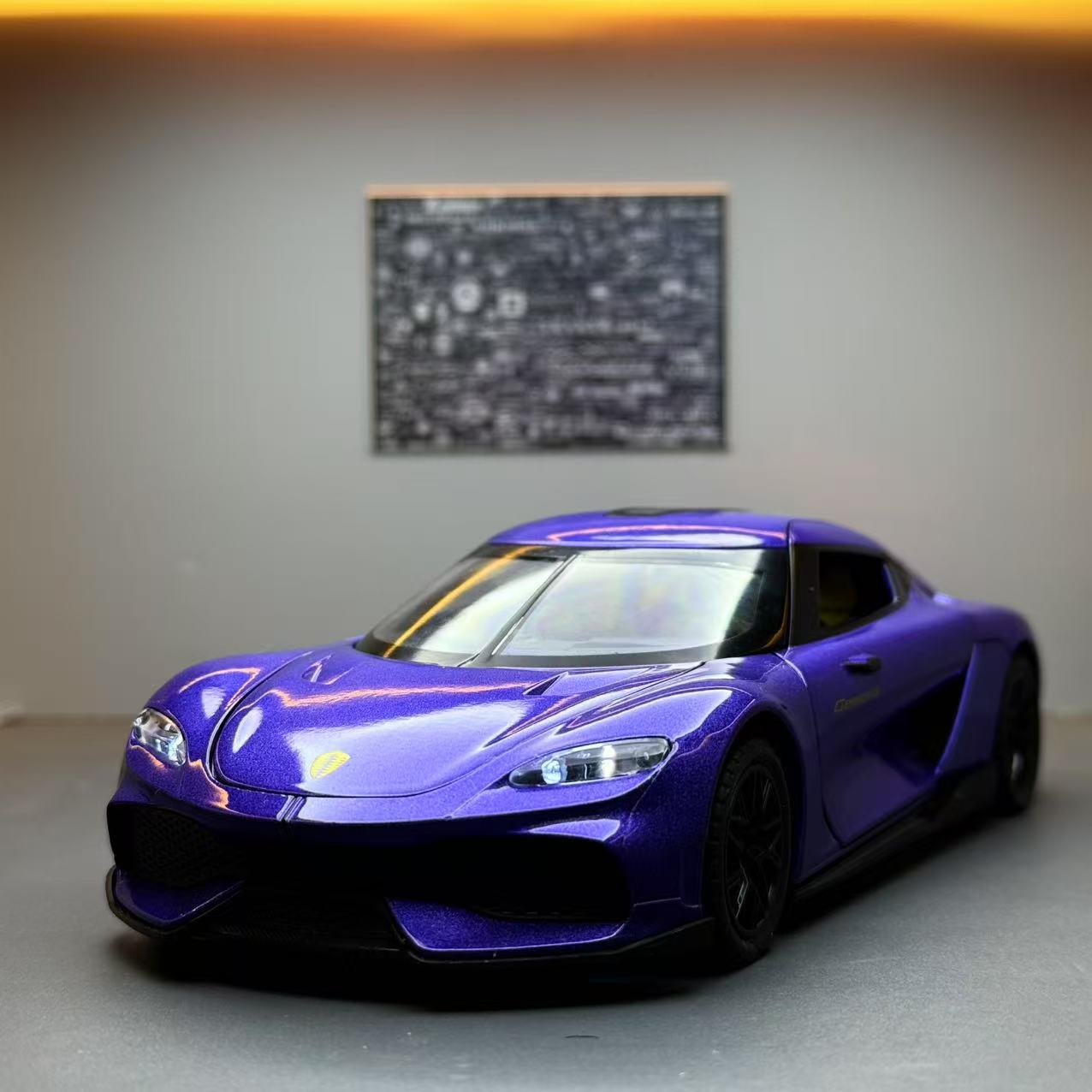 124柯尼塞格双子座合金车模型