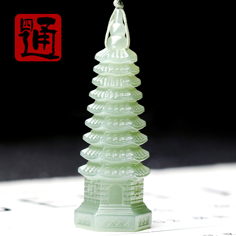甄选玉料立体造型佩戴舒适带证书