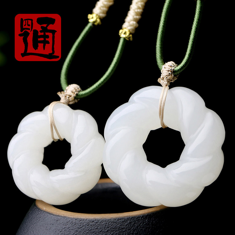 玉质细润象征无尽的轮回吉祥圆满