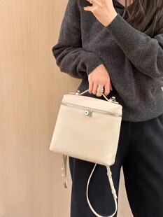 笑脸世界意式极简中型双肩包 高22cm简约通勤轻便日常男女背包