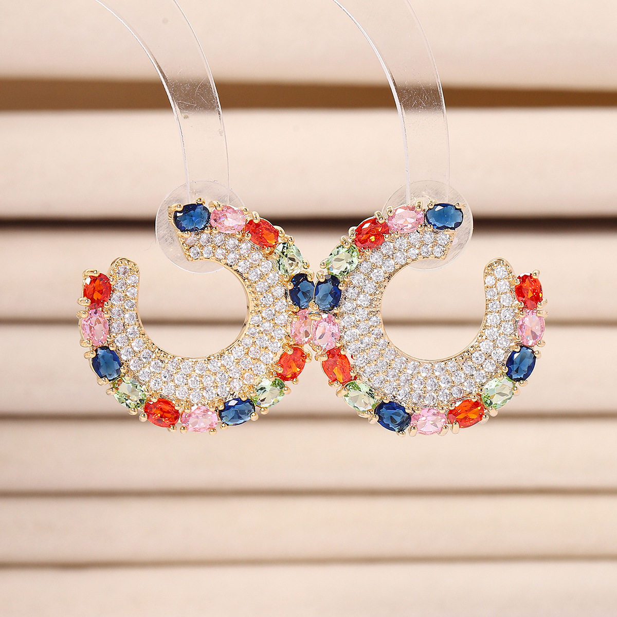 欧美彩色镶钻c字造型设计耳环女耳钉时尚轻奢风格925银针百搭饰品,饰品/流行首饰/时尚饰品新,耳环,淘宝优惠券,粉丝福利购,淘宝优惠卷