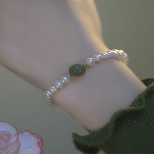 2023年新款轻奢小众猫眼石和田玉手链女款珍珠手镯