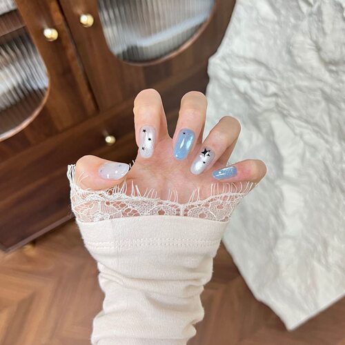 法式渐变蓝色细闪星星猫眼手工穿戴甲中长款学生椭圆形显白美甲