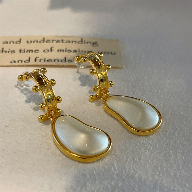 明星蔡卓妍同款云朵珍珠吊坠耳环精致气质法式复古哑光耳饰高级感