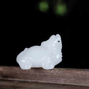 新疆和田玉羊脂白玉龙龟手把件原石手玩件小摆件苏工老坑料乌龟