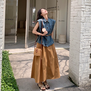 2025年夏季新款韩版时尚百搭显瘦短袖衬衫+高腰半身裙两件套套装图片