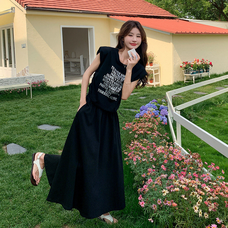 黑色字母印花短袖套装夏女2024新款韩系宽松减龄显瘦半身裙两件套,女装套装/套裙,浙宝157（原165A）