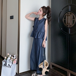 减龄花边拼接牛仔马甲阔腿裤套装女夏2025新款大方得体穿搭两件套图片