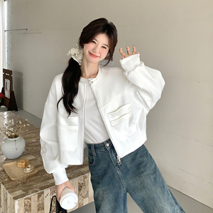 白色休闲短款外套女2025春季新款设计感超好看小个子机车夹克上衣图片