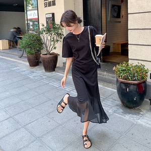 赫本风黑色鱼尾裙女2025年夏季新款法式高级感气质显瘦小众连衣裙图片