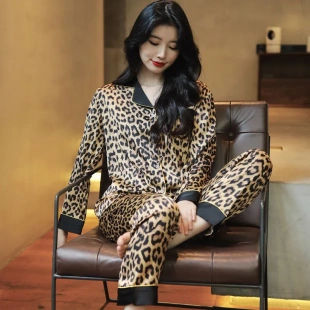 2021年新款 直播現貨 睡衣女春秋緞面絲綢豹紋兩件套家居服網紅爆款