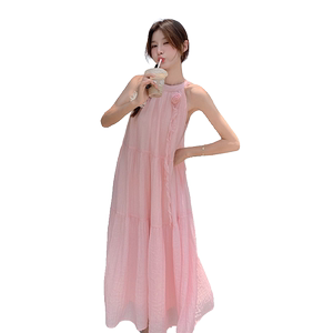 多巴胺粉色雪纺挂脖连衣裙女夏2025新款绝美奶甜海边度假仙气长裙图片