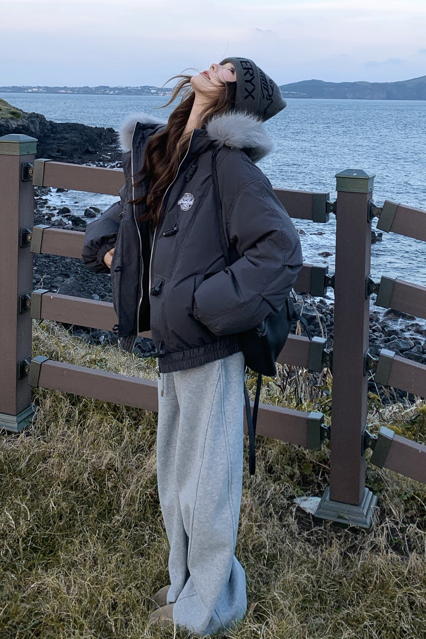 2574kp325k478灰色羽绒服,女装羽绒服,丽人依阁
