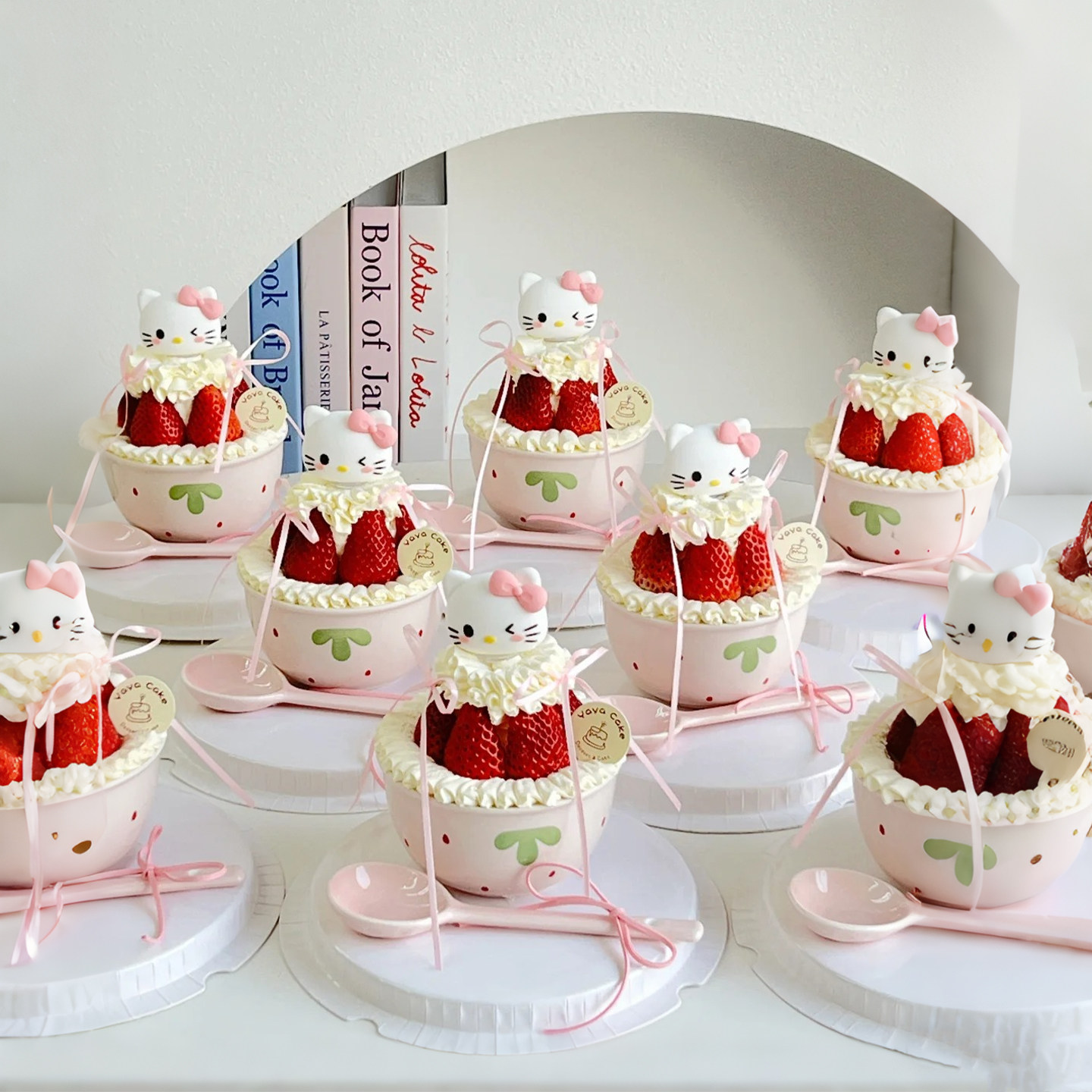 2025网红圣诞节新年草莓碗蛋糕装饰元旦kt猫新年陶瓷碗甜品插件,节庆用品/礼品,节日装扮用品,淘宝优惠券,粉丝福利购,淘宝优惠卷