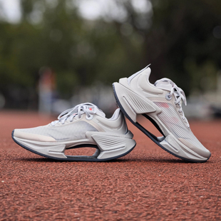 李宁绝影3ESSENTIAL跑步鞋 2025新款 支撑减震回弹竞速跑鞋 男子同款