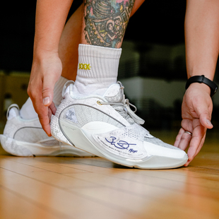 李宁韦德全城13ENCORE篮球鞋男鞋2025冬季新款轻量高回弹运动鞋子