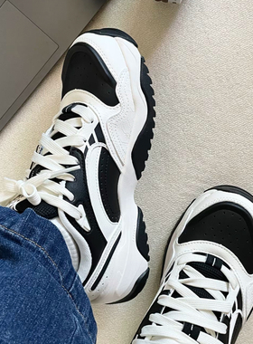 李宁经典天迹3.0男子减震回弹时尚百搭低帮耐磨运动休闲鞋AGCU431